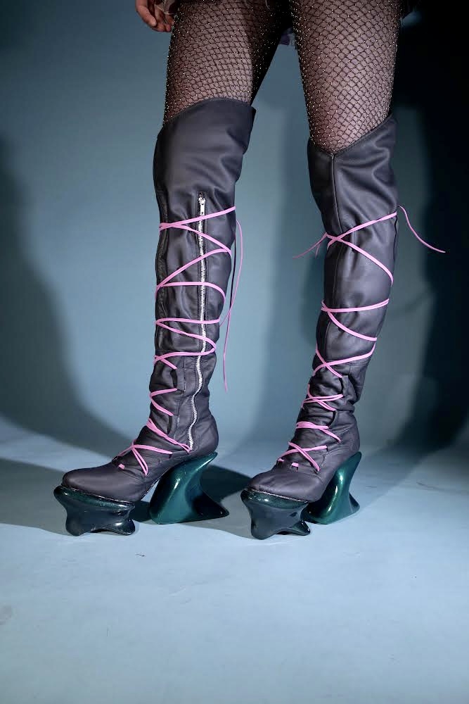 Human Wires ,  | International Design Awards Winners